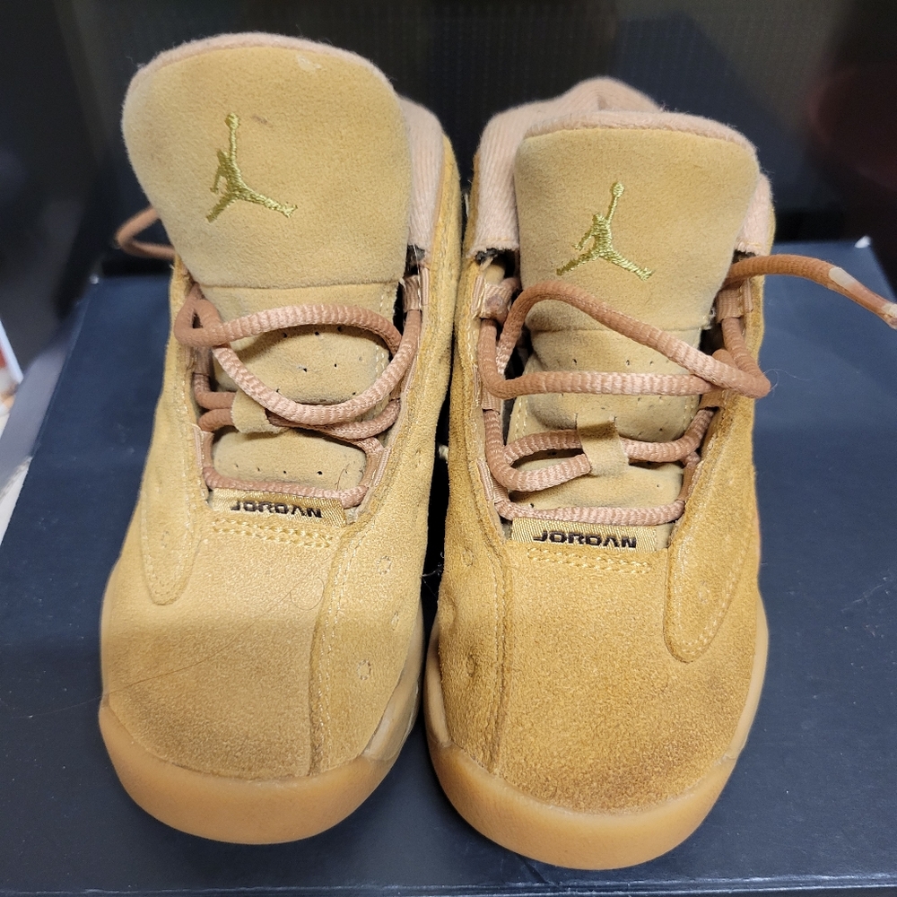 Shoes - Picture 1 of 4